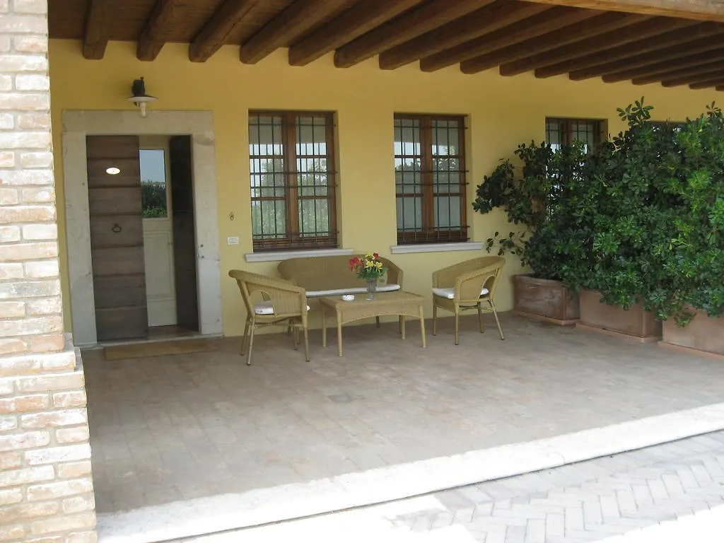 Aparthotel Agriturismo Corte Arcadia à San Martino della Battaglia