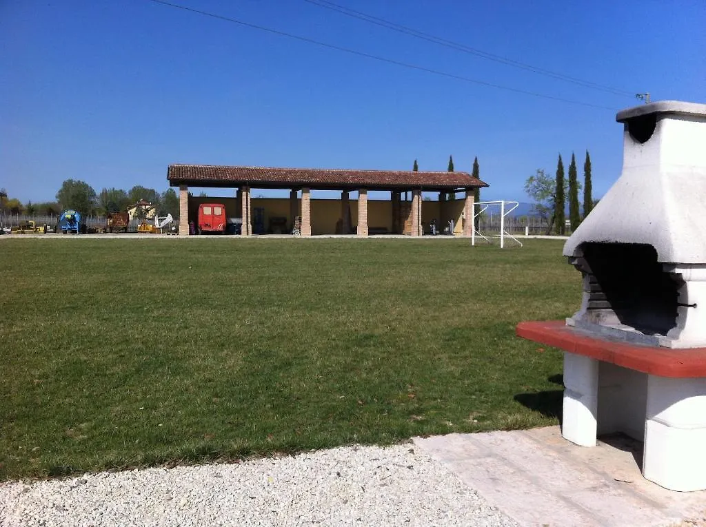 Aparthotel Agriturismo Corte Arcadia à San Martino della Battaglia
