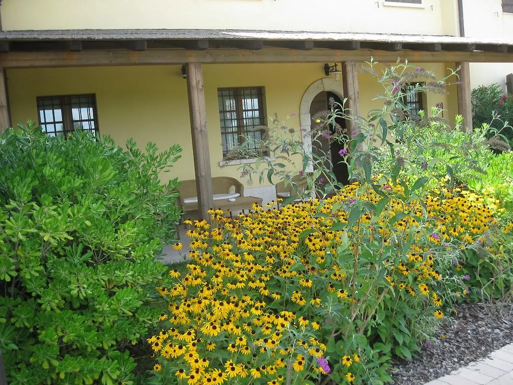 Aparthotel Agriturismo Corte Arcadia à San Martino della Battaglia