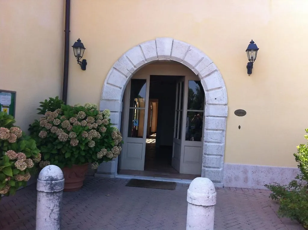 Aparthotel Agriturismo Corte Arcadia à San Martino della Battaglia 4*,  Italie