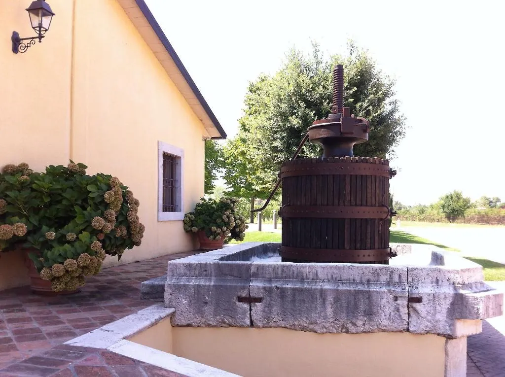 Aparthotel Agriturismo Corte Arcadia à San Martino della Battaglia